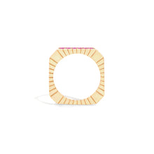 Spark Side Stone Etched Ring