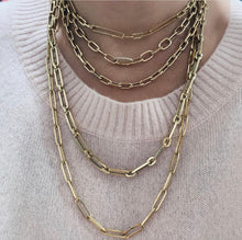 Heavy Oval Link Chain with Pave Diamond Center Link