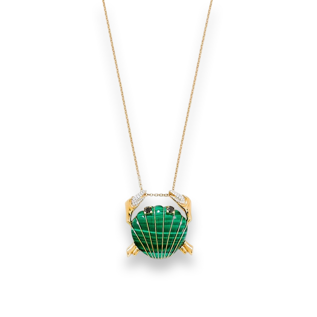 Chic Malachite Crab Pendant Necklace