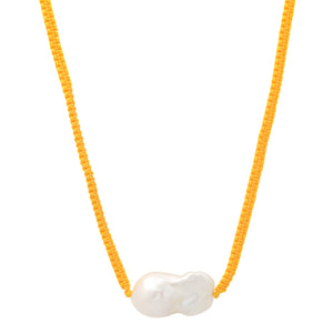 Playful Pearl Choker Necklace