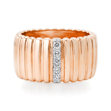 Fluted Gold Band with Diamond Row