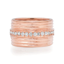 Pave Diamond Row Fluted Band Ring