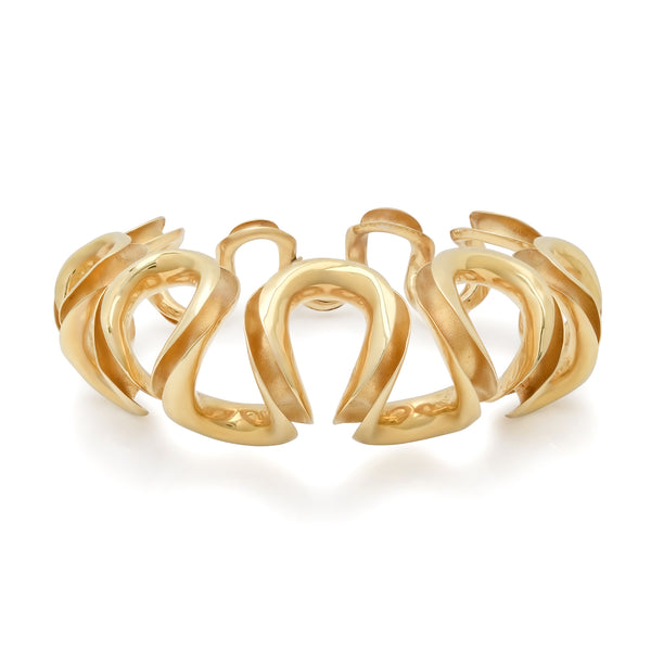 Vintage Sculptural Gold Swirl Bracelet with Flush Clasp