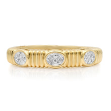 Diamond Shapes Fluted Band Ring