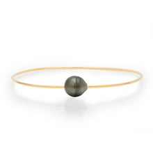 Thin Gold Filled Tahitian Pearl Wire Bangle Bracelet