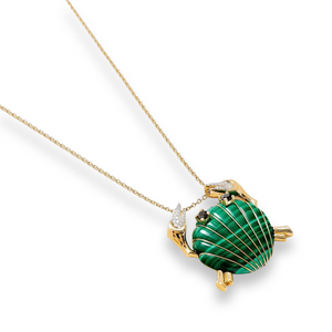 Chic Malachite Crab Pendant Necklace