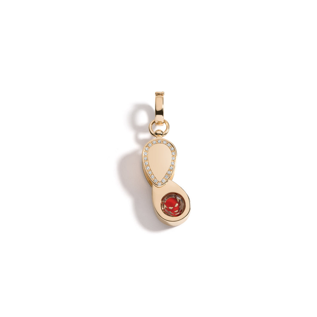 Focus Loupe Devil in the Details Charm