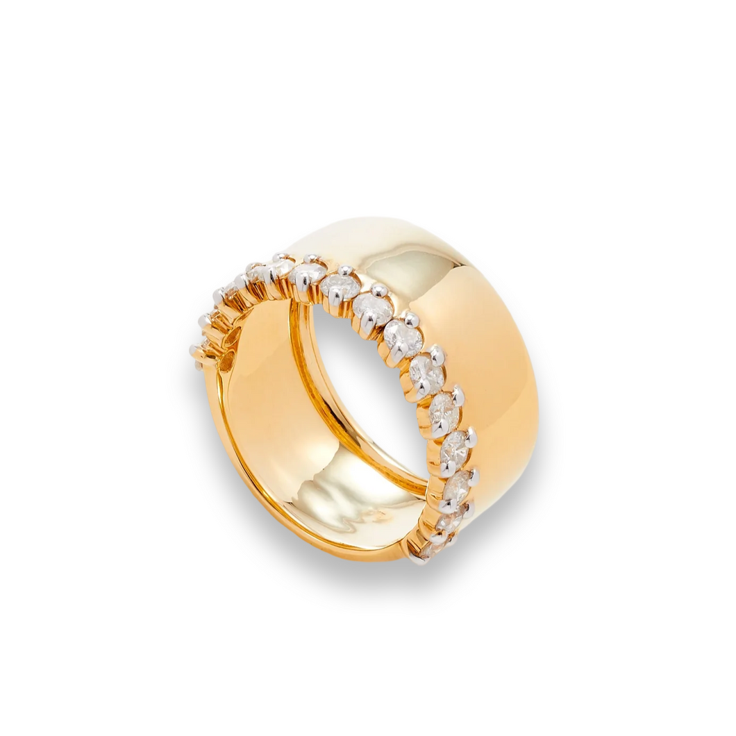 Bold Diamond & Gold Barrel Ring