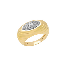 Fluted Gemstone or Diamond Current Ring