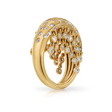 Grand Caviar Diamond Shaker Ring