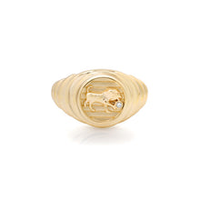 Diamond & Fluted Gold Zodiac Medallion Signet Ring