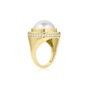 Sunbeam Pearl Signet Ring